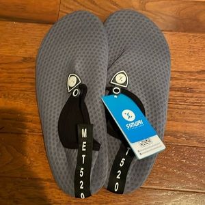 NWT! Water socks/shoes mens or women’s